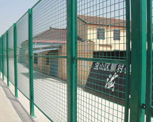 東莞不銹鋼網：不銹鋼網的抗拉強度和抗壓強度一般處于什么范圍？